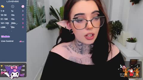 dixipixi_ online show from 28, 12, 2024