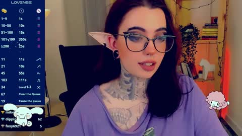 dixipixi_ online show from 5, 1, 2025