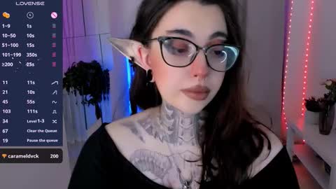 dixipixi_ online show from 7, 11, 2025