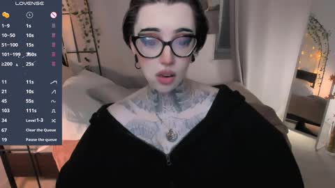 Snapshot of dixipixi_ chatting on 28, 5, 2026 dixipixi_ online show from 28, 5, 2026