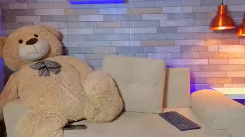 Snapshot of dixypalmer chatting on 8, 6, 2026 DixyPalmer online show from 8, 6, 2026