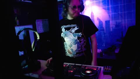 Adrian Arturo online show from 19, 1, 2025