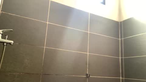 djayanah online show from 22, 4, 2026