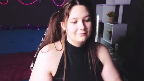 Snapshot of djennapalme chatting on 5, 1, 2025 Jenia online show from 5, 1, 2025