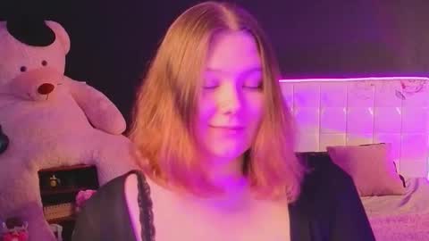 Snapshot of djennapalme chatting on 26, 11, 2025 Jenia online show from 26, 11, 2025