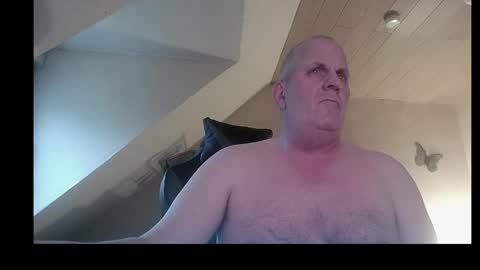 doggy2629 online show from 2, 4, 2026