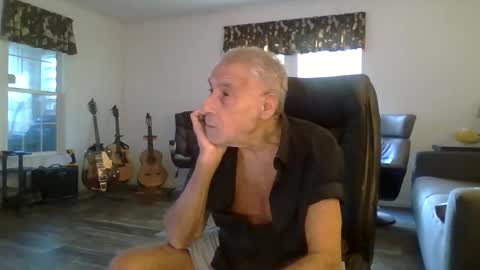 dogluc7 online show from 30, 12, 2024