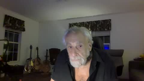 dogluc7 online show from 31, 1, 2025