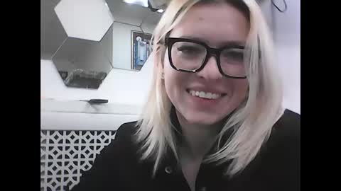 dolce_tempt online show from 22, 12, 2025