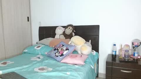 Auro and Santiago online show from 5, 2, 2025