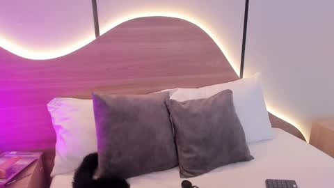 D  online show from 18, 10, 2025