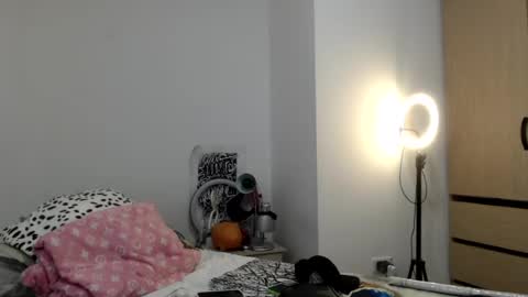Catherine XXX online show from 21, 7, 2026