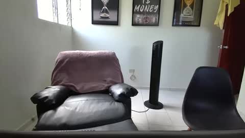 DollarHot30 online show from 23, 4, 2026