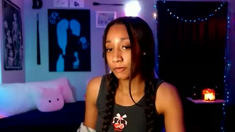 Snapshot of dollfacebeauty_x chatting on 19, 10, 2025 Princess DollfaceBeauty online show from 19, 10, 2025