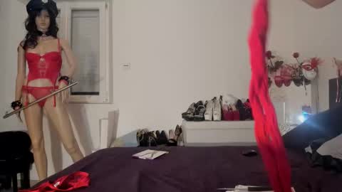 dolly2425 online show from 12, 4, 2026