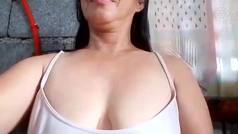 Snapshot of dolly926661 chatting on 23, 5, 2026 dolly926661 online show from 23, 5, 2026