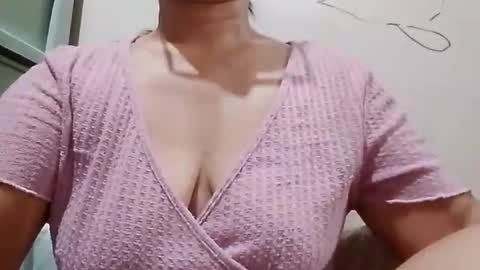 Snapshot of dolly926661 chatting on 23, 6, 2026 dolly926661 online show from 23, 6, 2026