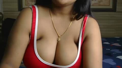 dolly_2 online show from 15, 2, 2025
