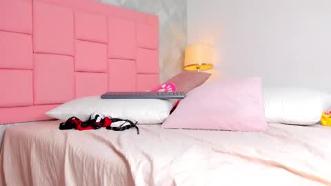 dolly_kitter online show from 30, 3, 2026