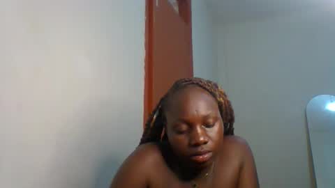 dollyvee online show from 15, 4, 2026