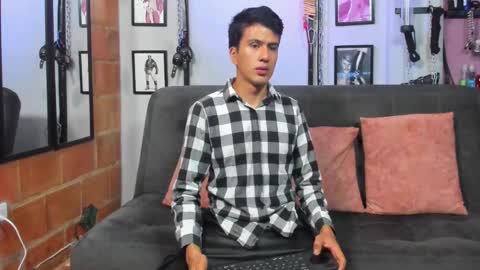 Diego Castell online show from 16, 2, 2025