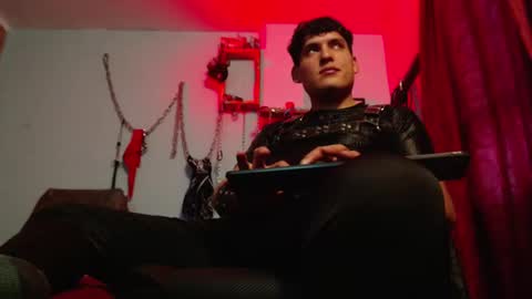 Diego Castell online show from 2, 12, 2025