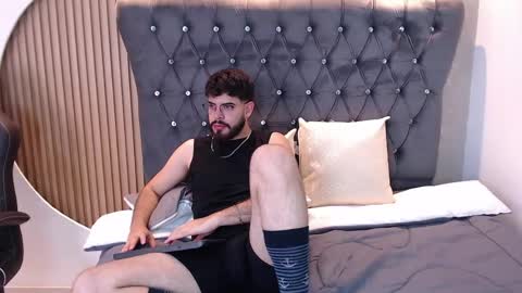 domboy  online show from 13, 5, 2026