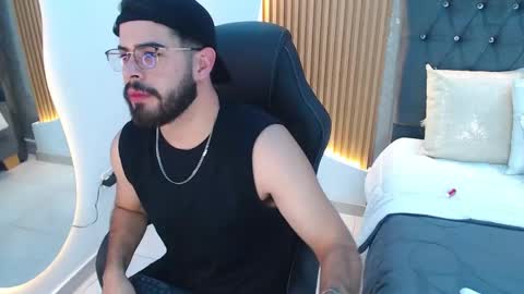 domboy  online show from 17, 5, 2026