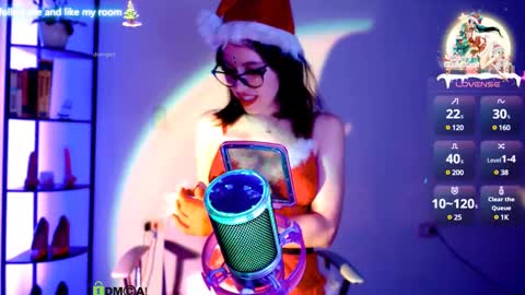 Snapshot of domgiirl chatting on 26, 12, 2024 Mistress online show from 26, 12, 2024