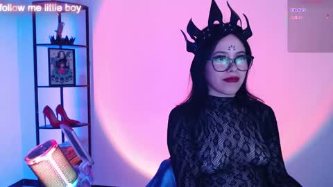 Snapshot of domgiirl chatting on 10, 1, 2026 Mistress online show from 10, 1, 2026