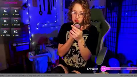 Snapshot of dominantman18064 chatting on 21, 1, 2025 Bigbearnbunnyboy online show from 21, 1, 2025