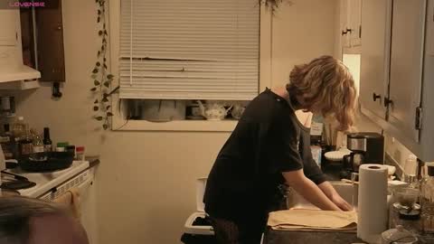 Snapshot of dominantman18064 chatting on 7, 3, 2026 Bigbearnbunnyboy online show from 7, 3, 2026