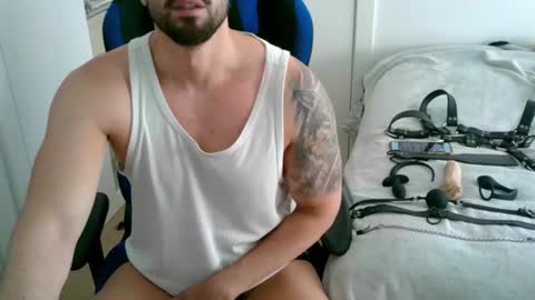 Snapshot of dominatedtitan chatting on 16, 6, 2026 DominatedTitan online show from 16, 6, 2026