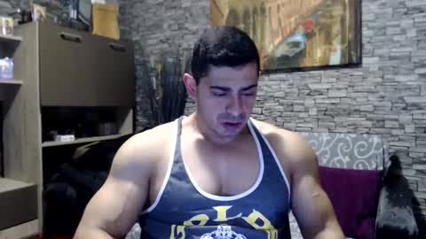 Snapshot of dominatemuscle chatting on 17, 12, 2024 Kevin online show from 17, 12, 2024