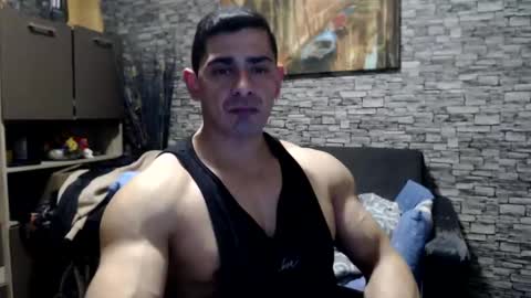 Snapshot of dominatemuscle chatting on 19, 12, 2024 Kevin online show from 19, 12, 2024