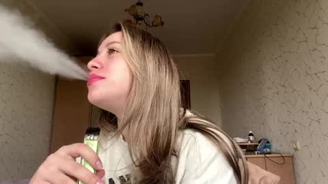 Mia online show from 12, 5, 2026