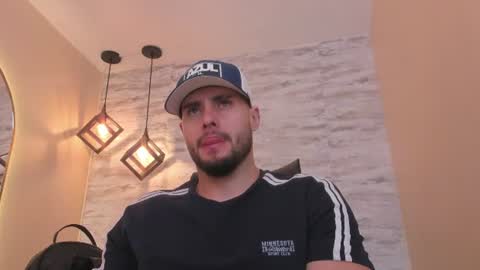 dominic de luca online show from 1, 7, 2026