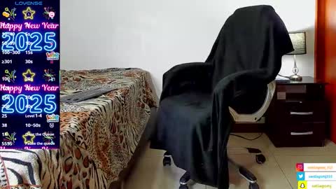 SANTI  independent model online show from 7, 1, 2026