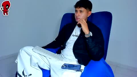  Dominic  online show from 28, 4, 2026