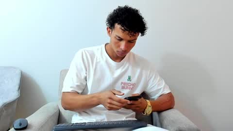 Dominick Star online show from 3, 12, 2024