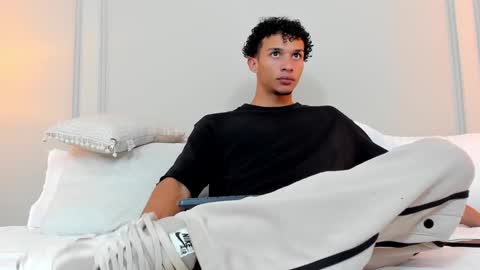 Dominick Star online show from 17, 12, 2024