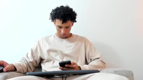 Dominick Star online show from 21, 12, 2024