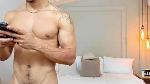 Dominick Star online show from 28, 12, 2024