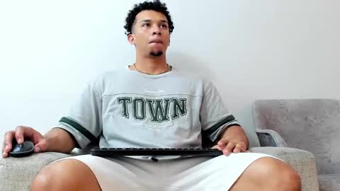 Dominick Star online show from 30, 1, 2025