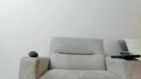 Dominick Star online show from 2, 2, 2025