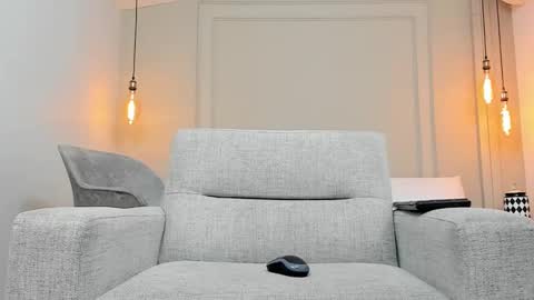 Dominick Star online show from 18, 2, 2025