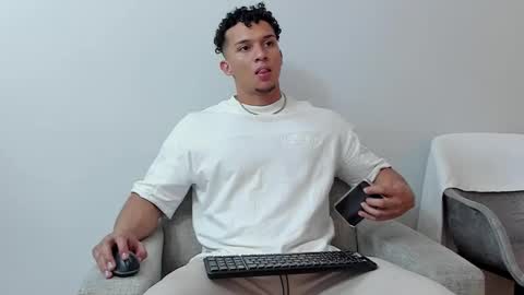 Dominick Star online show from 26, 2, 2025