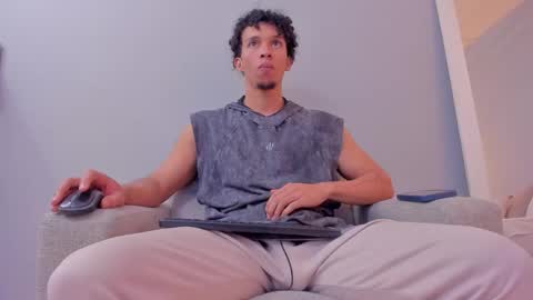 Dominick Star online show from 29, 10, 2025