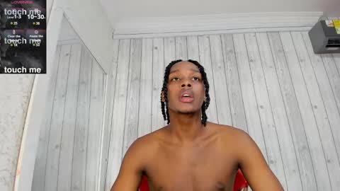 Snapshot of dominicsccott chatting on 17, 2, 2025 Dominicscott online show from 17, 2, 2025