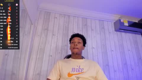 Snapshot of dominicsccott chatting on 8, 3, 2025 Dominicscott online show from 8, 3, 2025